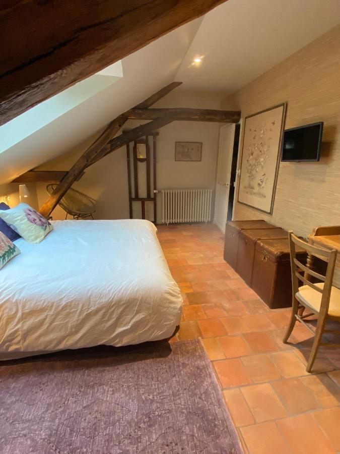 Bed and Breakfast La Gironnerie Loche-sur-Indrois Exterior foto