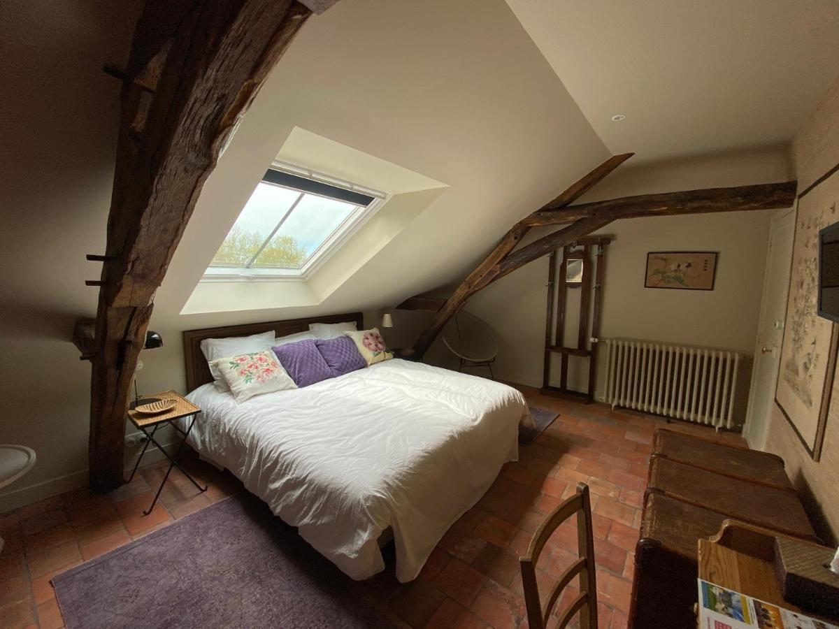 Bed and Breakfast La Gironnerie Loche-sur-Indrois Exterior foto