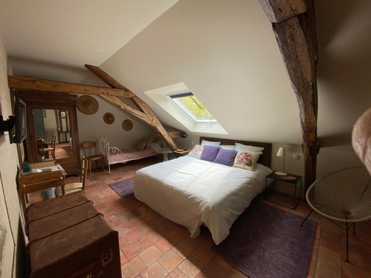 Bed and Breakfast La Gironnerie Loche-sur-Indrois Exterior foto
