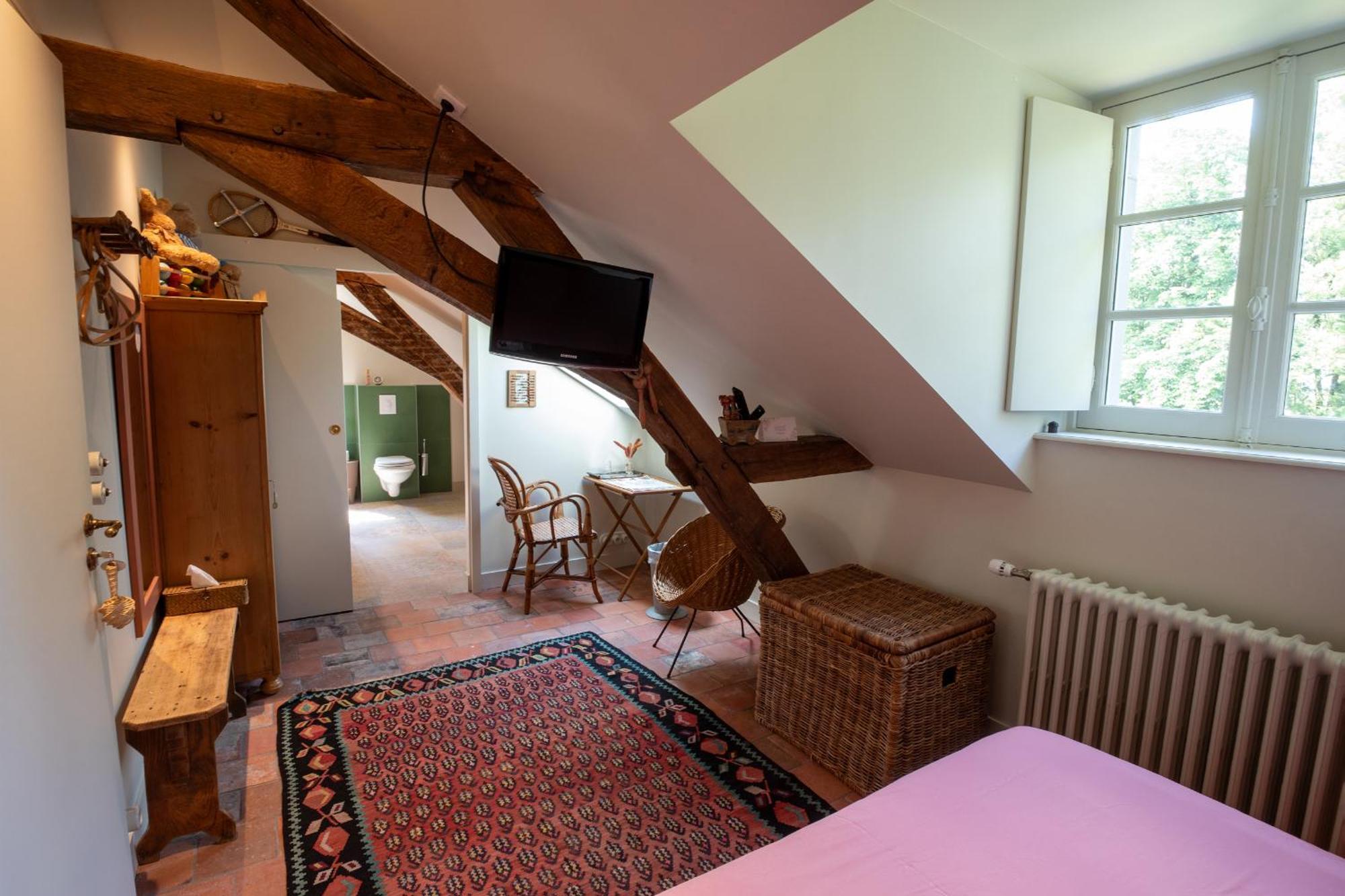 Bed and Breakfast La Gironnerie Loche-sur-Indrois Exterior foto